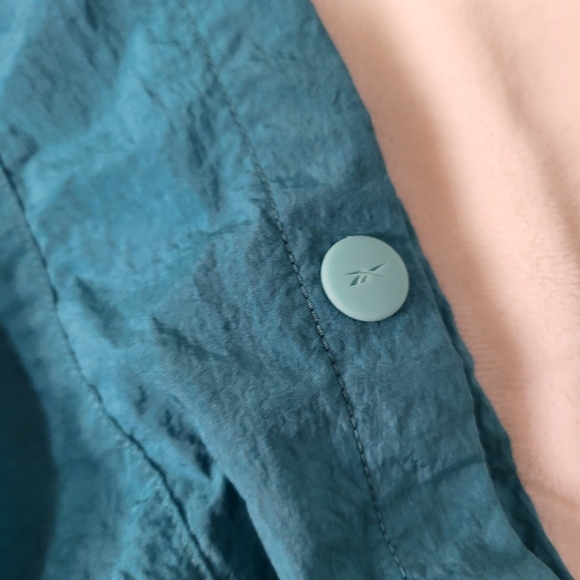 Reebok Teal Pullover Jacket Windbreaker. Size Small - Picture 7 of 12